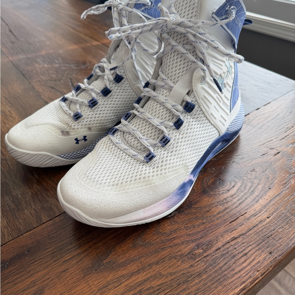 Under Armour Hovr High-Top Volleyball Shoes Size 9.5 - Picture 6 of 8